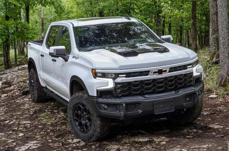 The Next-Gen 2025 Chevy Silverado Redesign and Changes